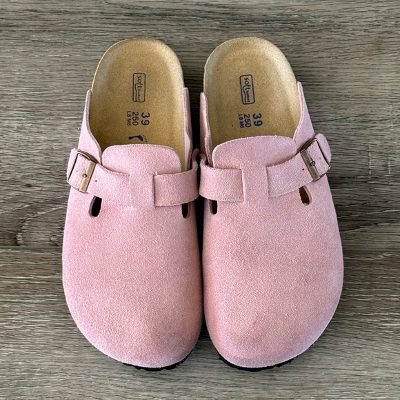 Birkenstock Shoes - HOLD. Birkinstock Pink Suede Women's Clogs sz39
